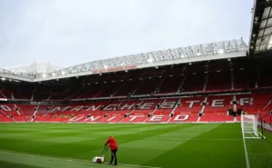 6q70d7vg_old-trafford-afp_625x300_25_November_22