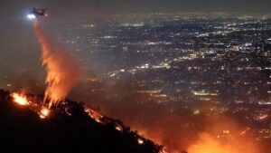 Fire evacuation order lifted for LA's Hollywood Hills West